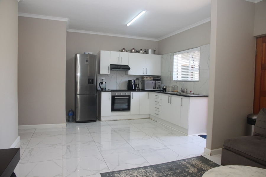 To Let 3 Bedroom Property for Rent in Kidds Beach Eastern Cape